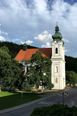 Sloup v Moravském krasu, kostel Panny Marie Bolestné