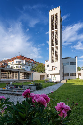 Hradec Králové, sbor kněze Ambrože CČSH / Autor fotografie: Robert Průcha