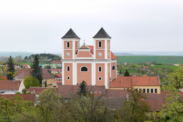 Pozořice, kostel Nanebevzetí Panny Marie