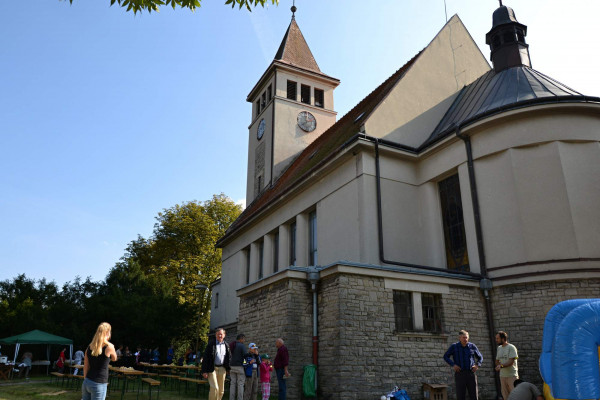 Blažovice, kostel Nejsvětějšího Srdce Páně