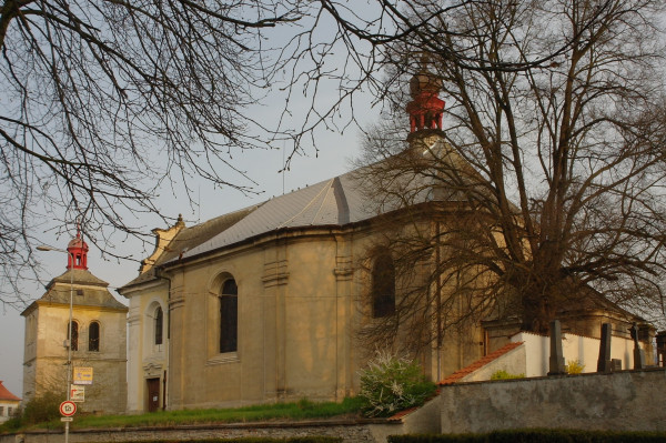 Kostomlaty nad Labem, kostel sv. Bartoloměje na we